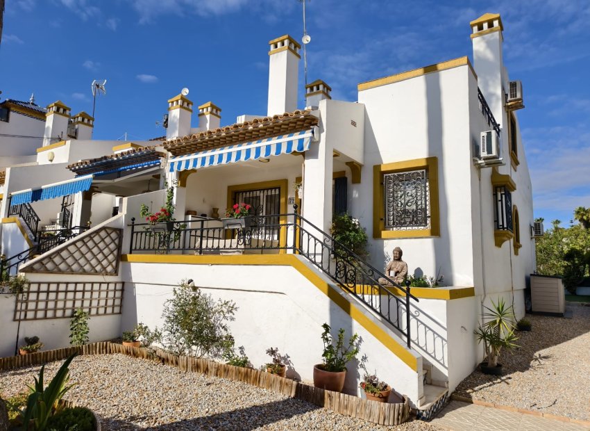 Resale - Townhouse * - Orihuela Costa - Villamartín