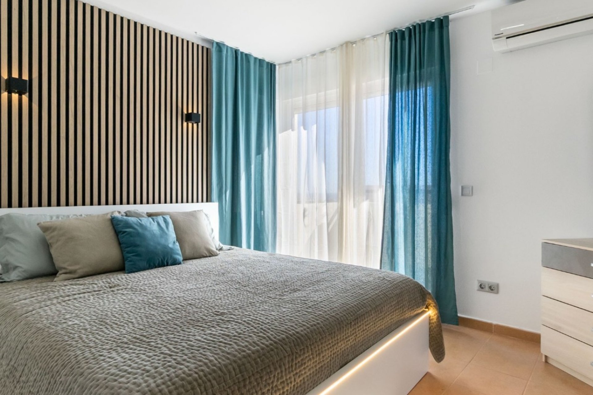 Resale - Townhouse * - Orihuela Costa * - Villamartín * 