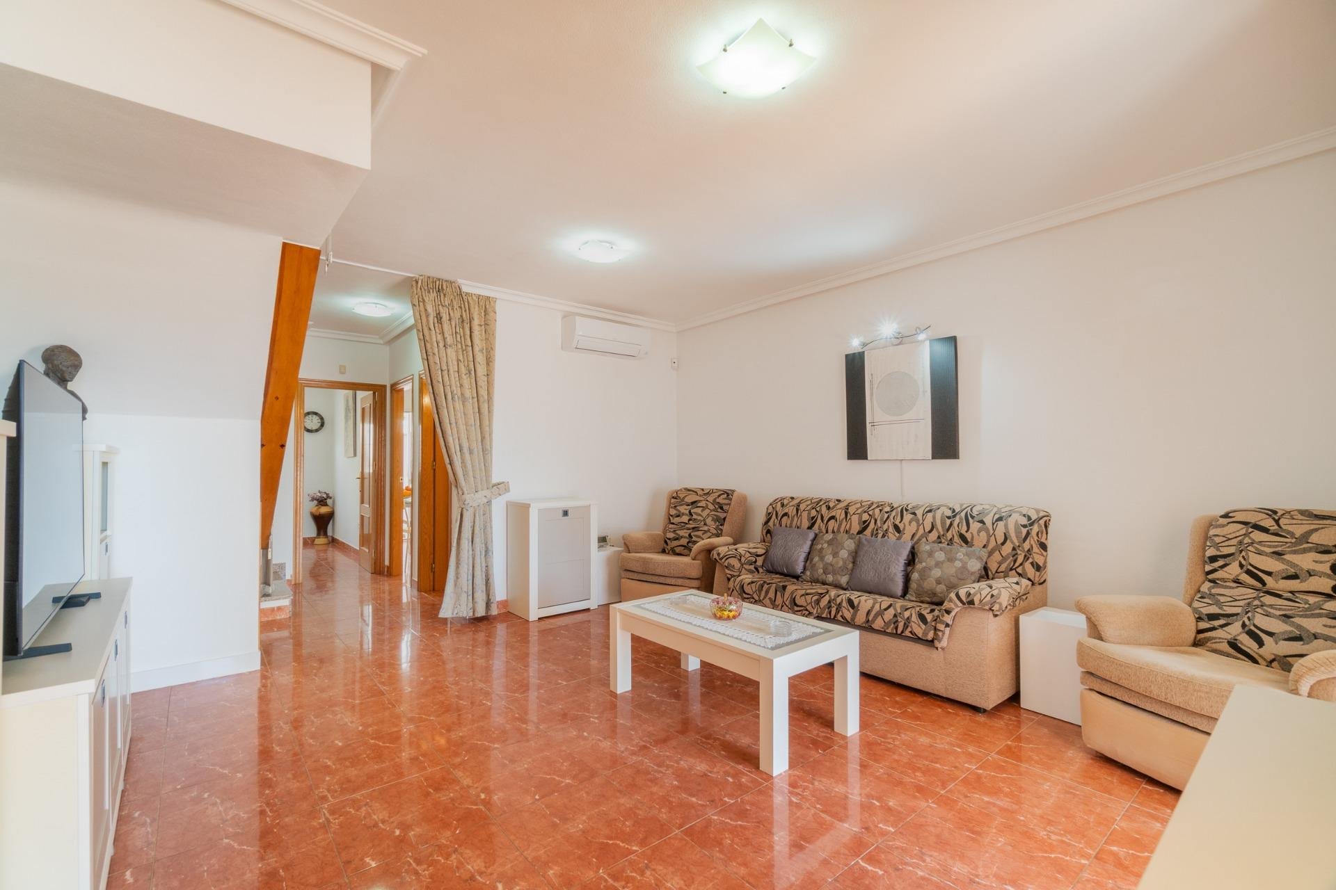 Resale - Townhouse * - Orihuela Costa * - Villamartín * 