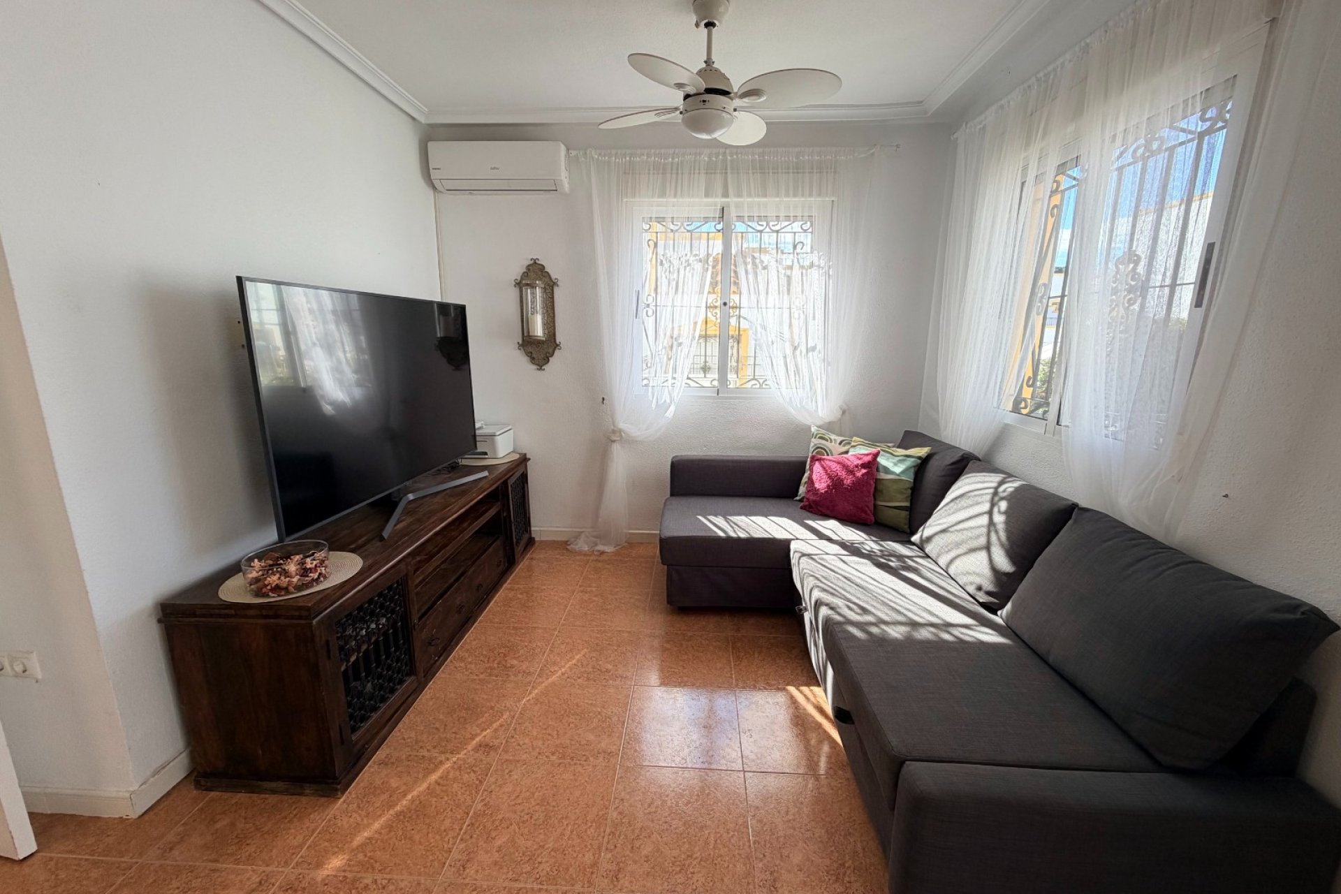 Resale - Townhouse * - Orihuela * - Entre Naranjos *