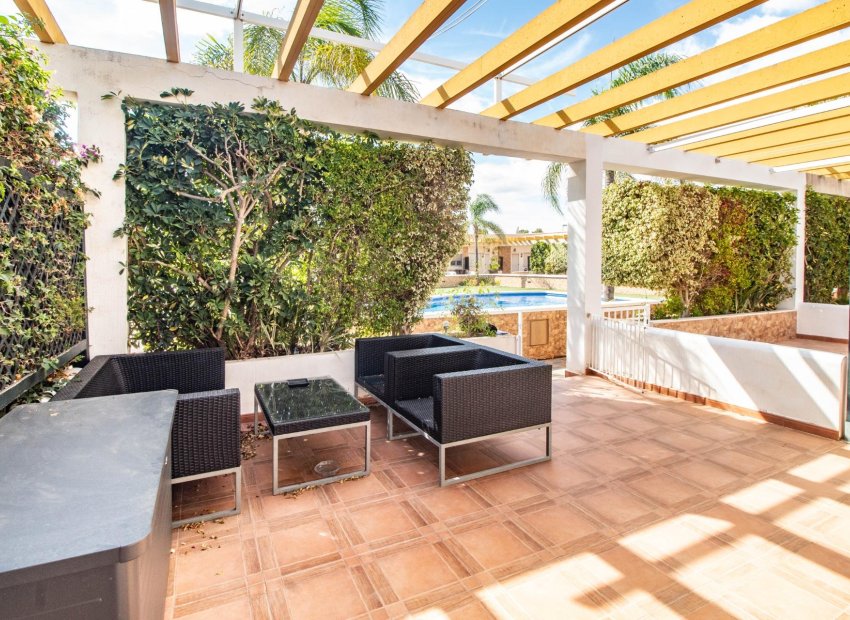 Resale - Townhouse * - Pilar de la Horadada - Mil Palmeras *