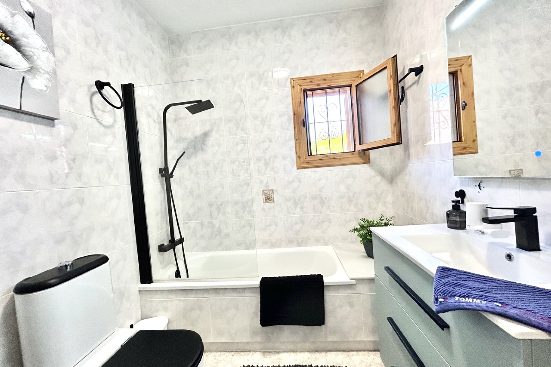 Resale - Townhouse * - Playa Flamenca *