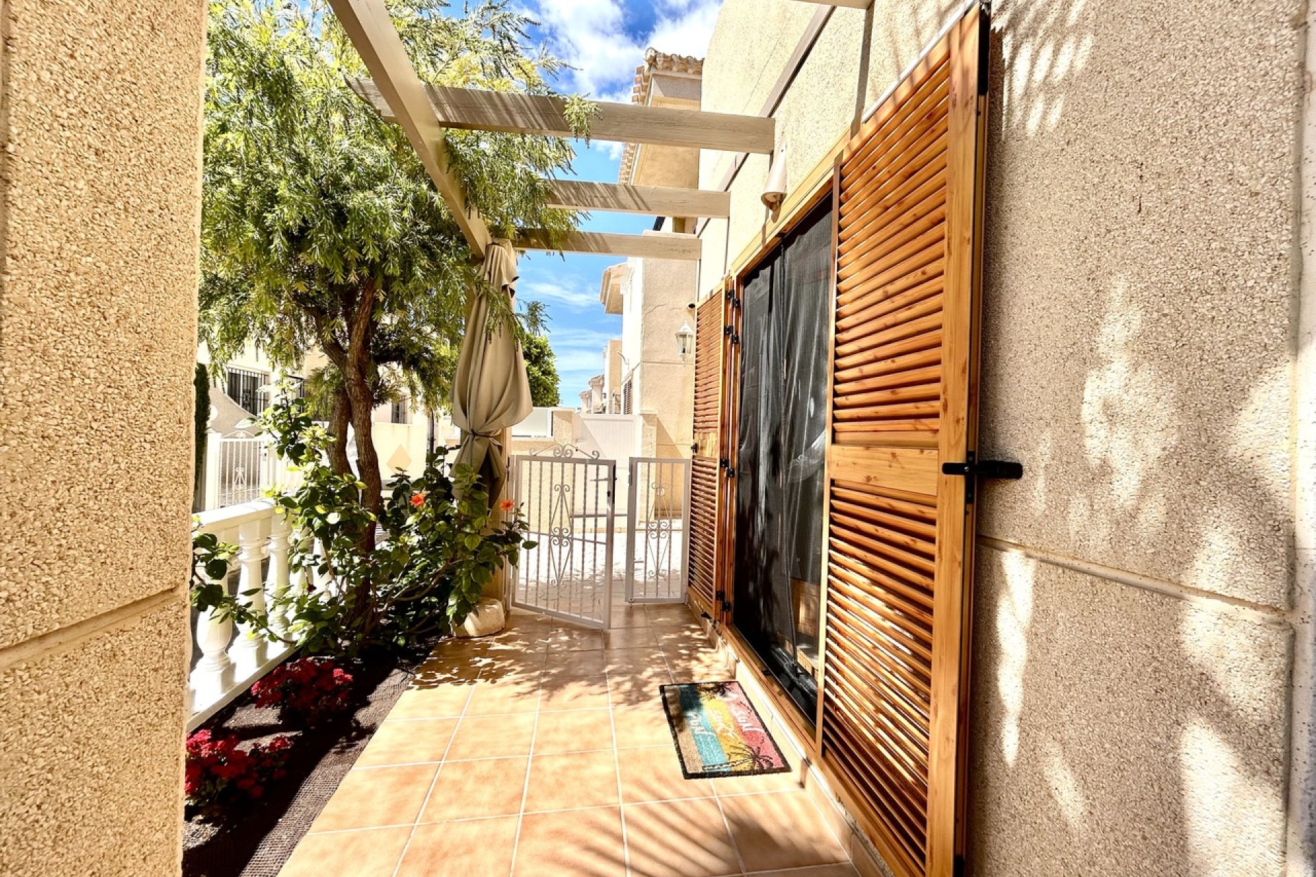 Resale - Townhouse * - Playa Flamenca *