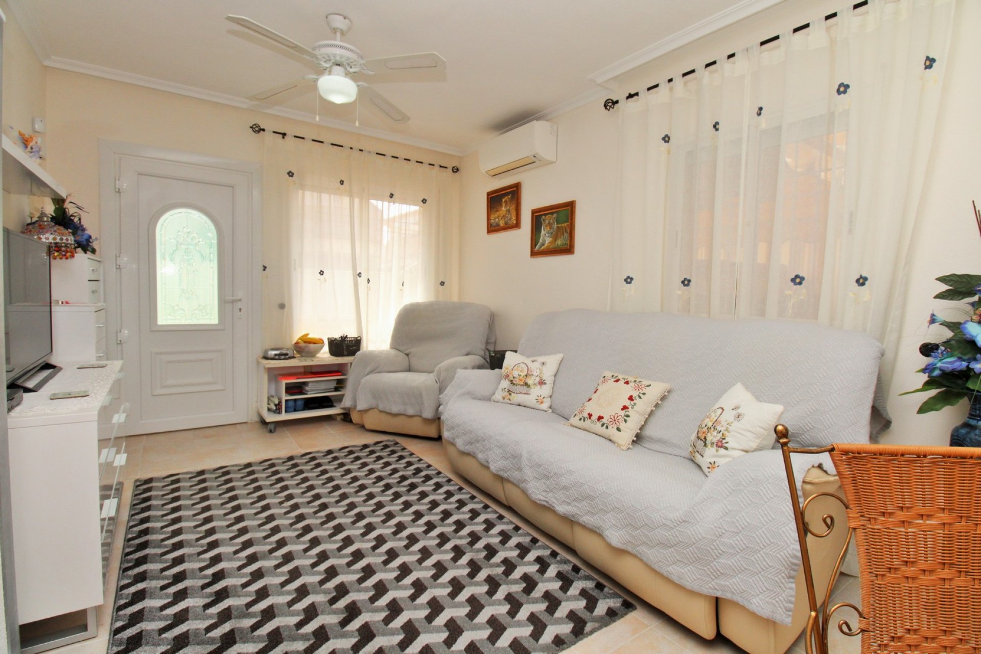 Resale - Townhouse * - Playa Flamenca *