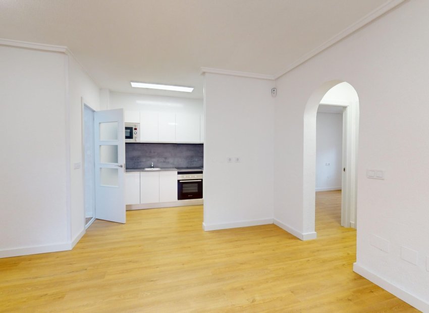 Resale - Townhouse * - San Miguel de Salinas * - Blue lagoon *