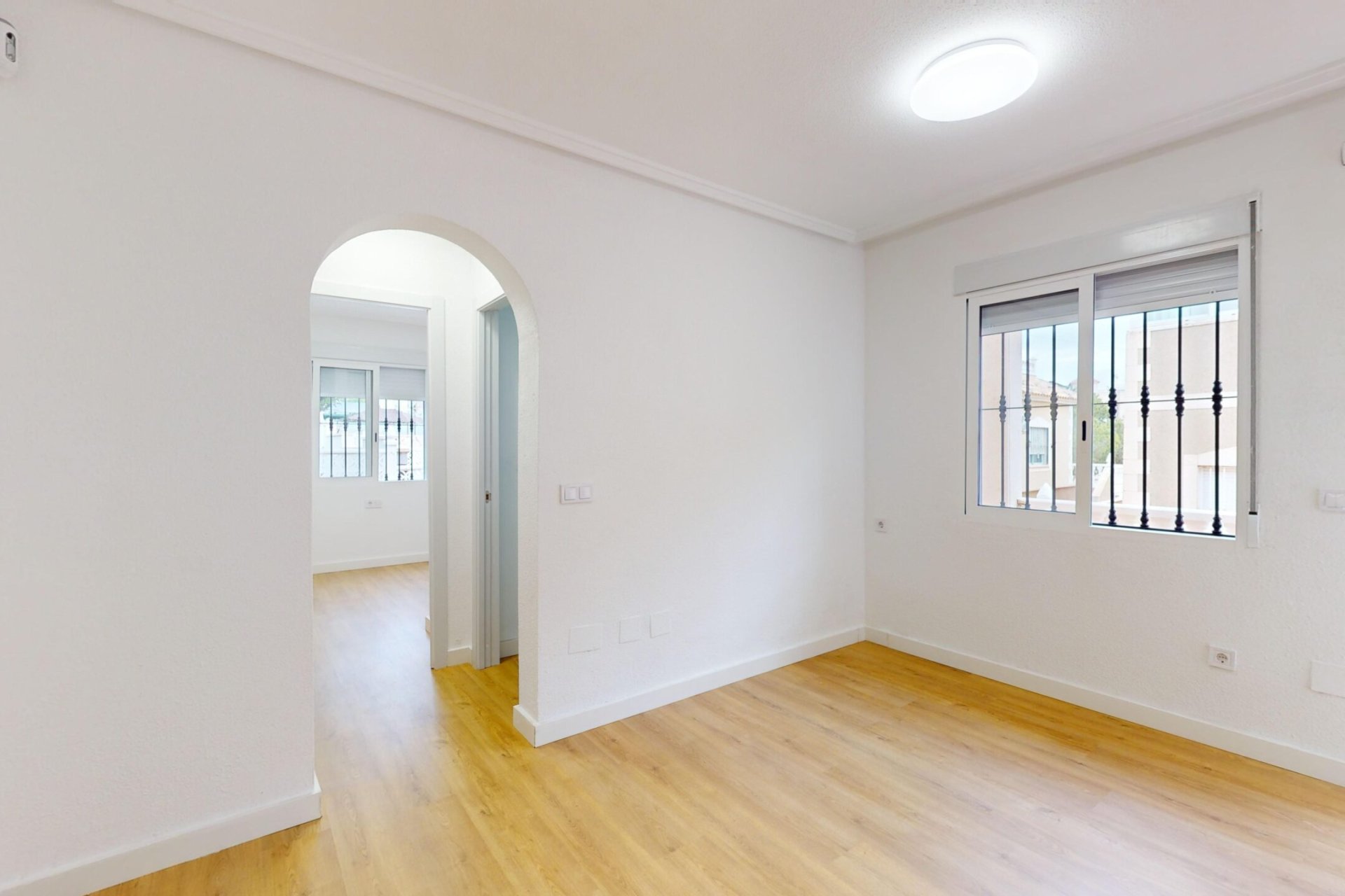 Resale - Townhouse * - San Miguel de Salinas * - Blue lagoon *