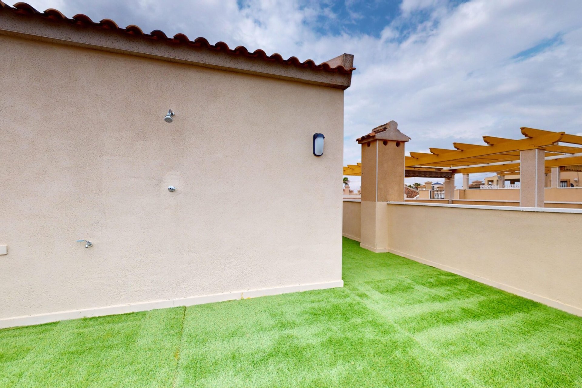 Resale - Townhouse * - San Miguel de Salinas * - Blue lagoon *