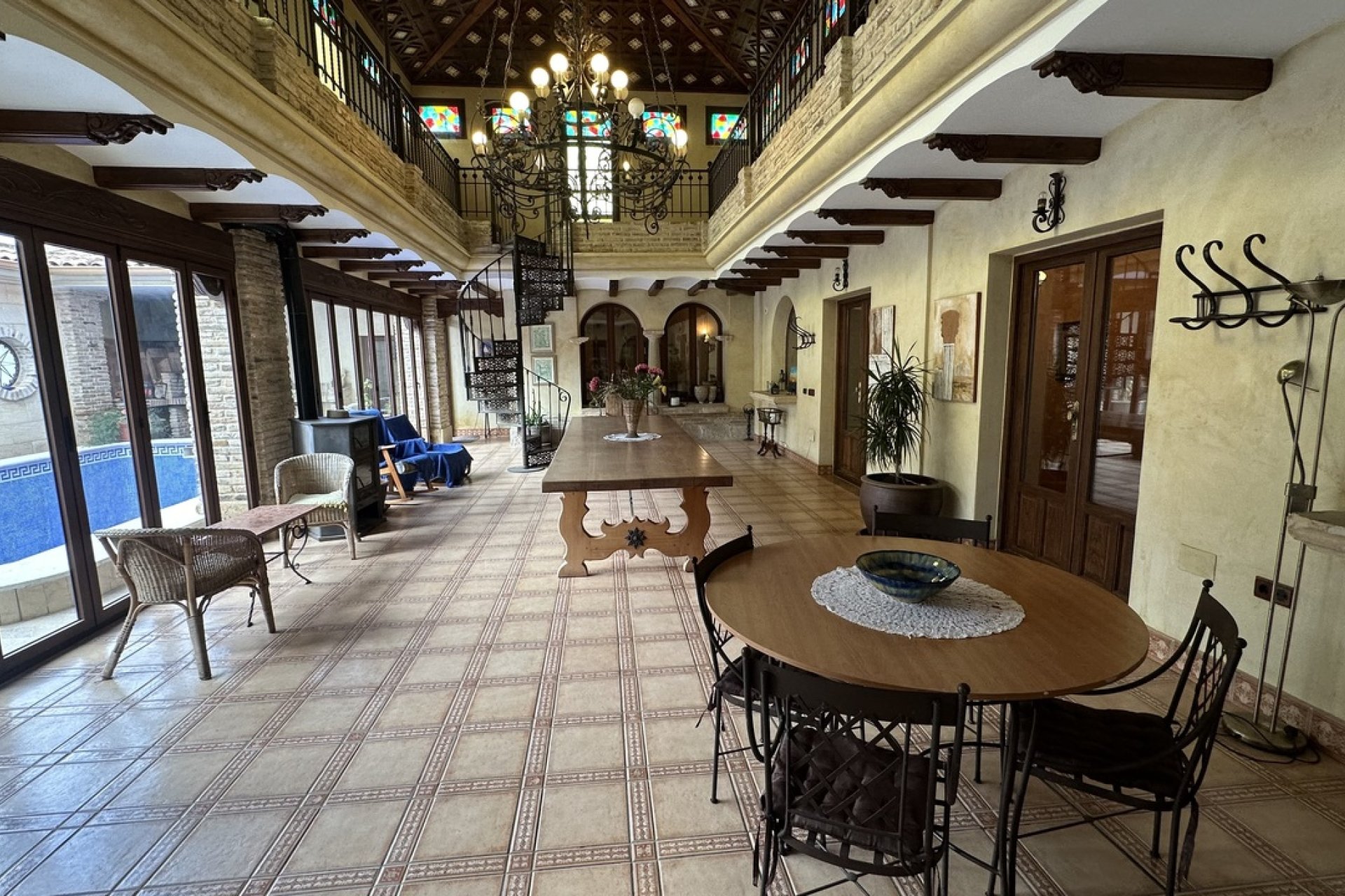 Resale - Townhouse * - San Miguel de Salinas *