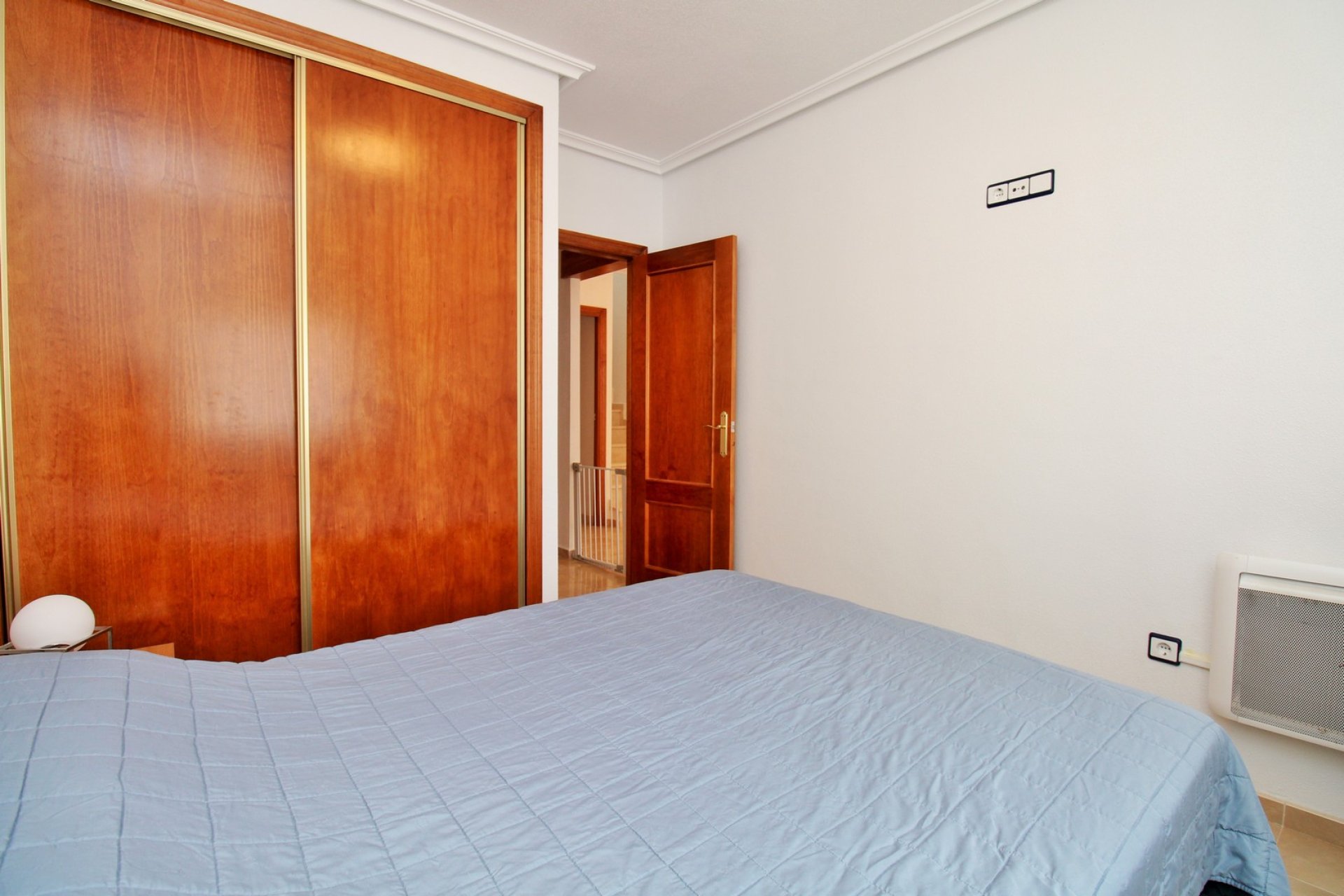 Resale - Townhouse * - San Miguel de Salinas *