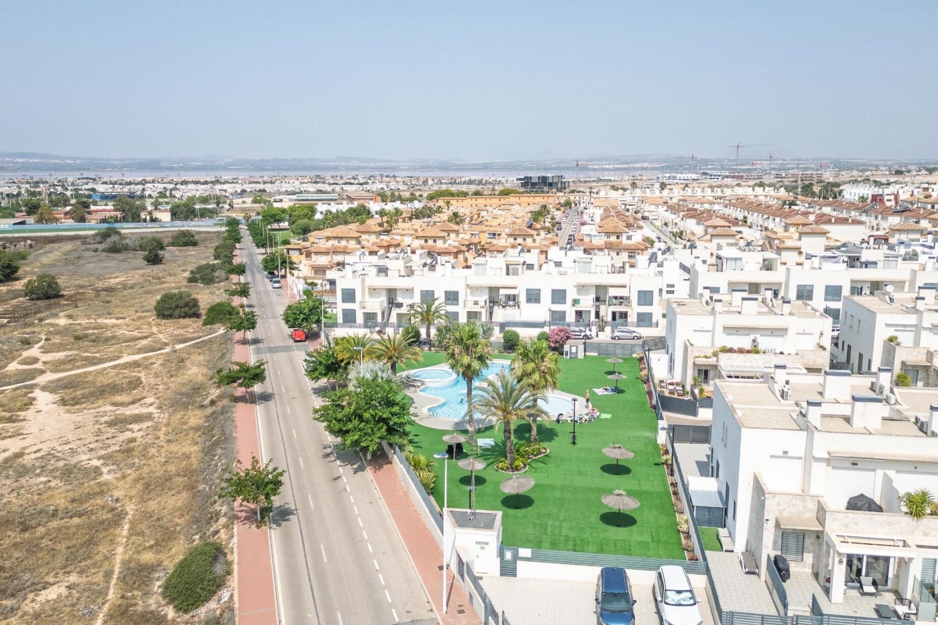 Resale - Townhouse * - Torrevieja - Aguas Nuevas *