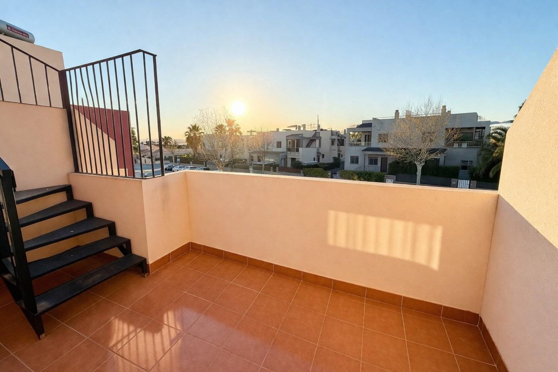 Resale - Townhouse * - Torrevieja * - Aguas Nuevas *