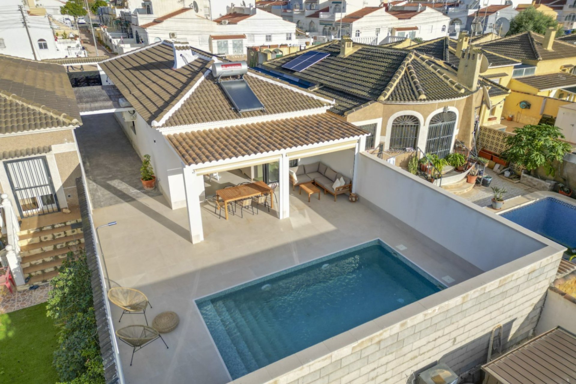 Resale - Townhouse * - Torrevieja * - El chaparral *