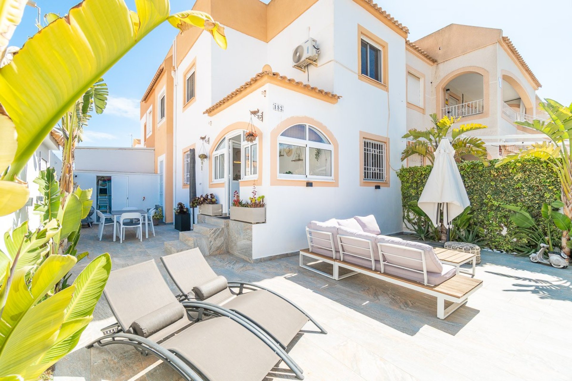 Resale - Townhouse * - Torrevieja * - El Limonar