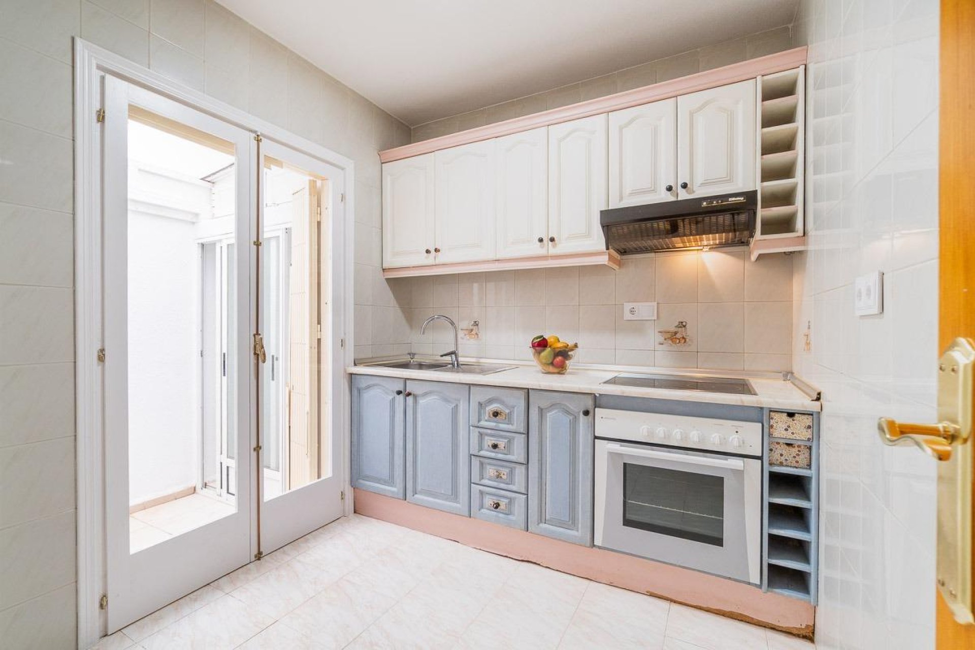 Resale - Townhouse * - Torrevieja * - La Siesta *