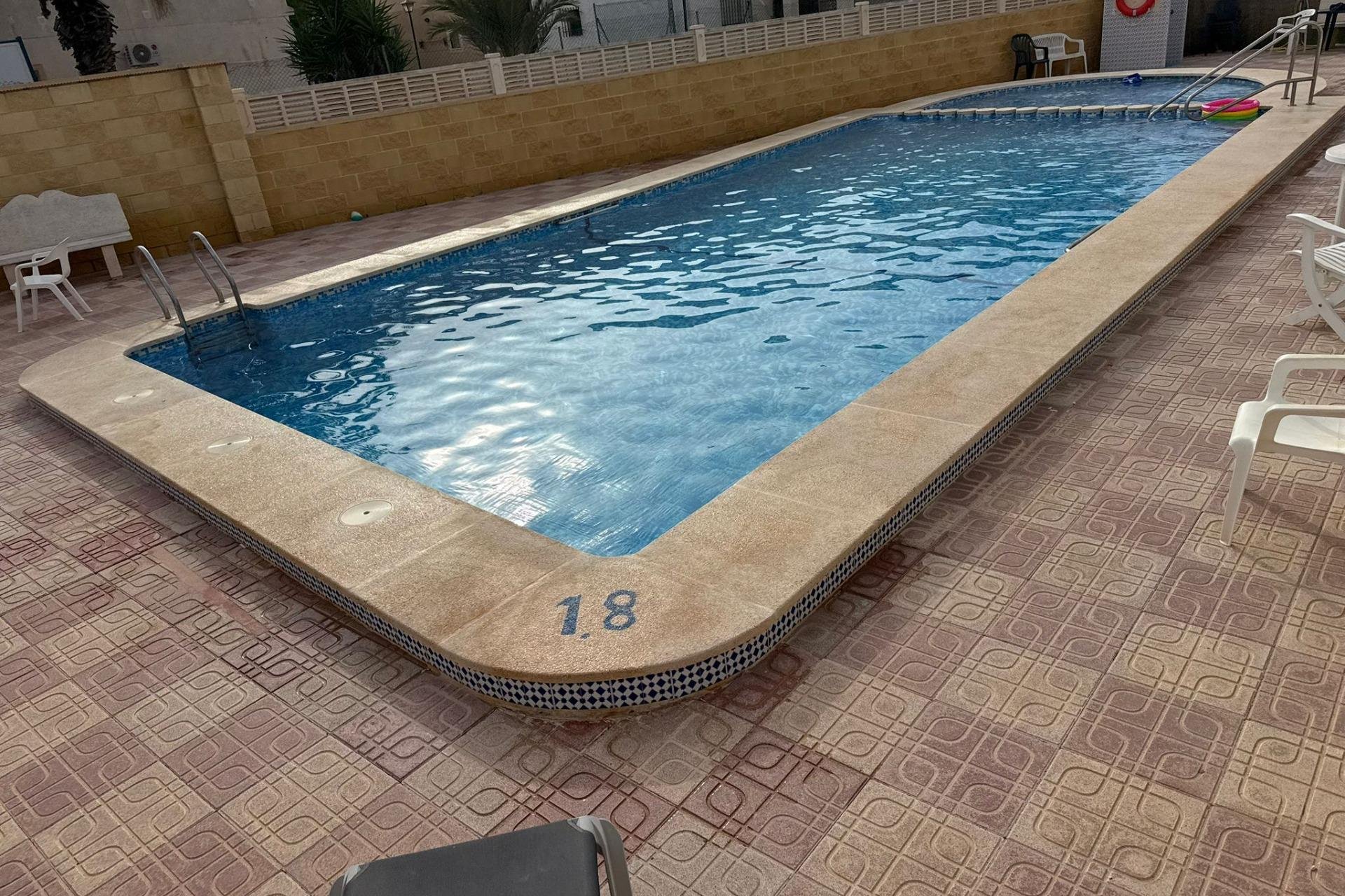 Resale - Townhouse * - Torrevieja * - La Siesta *