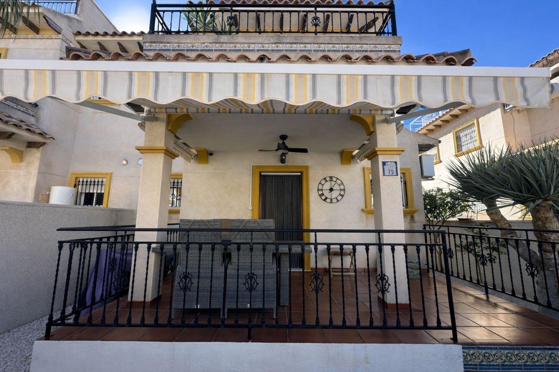 Resale - Townhouse * - Torrevieja * - La Siesta *
