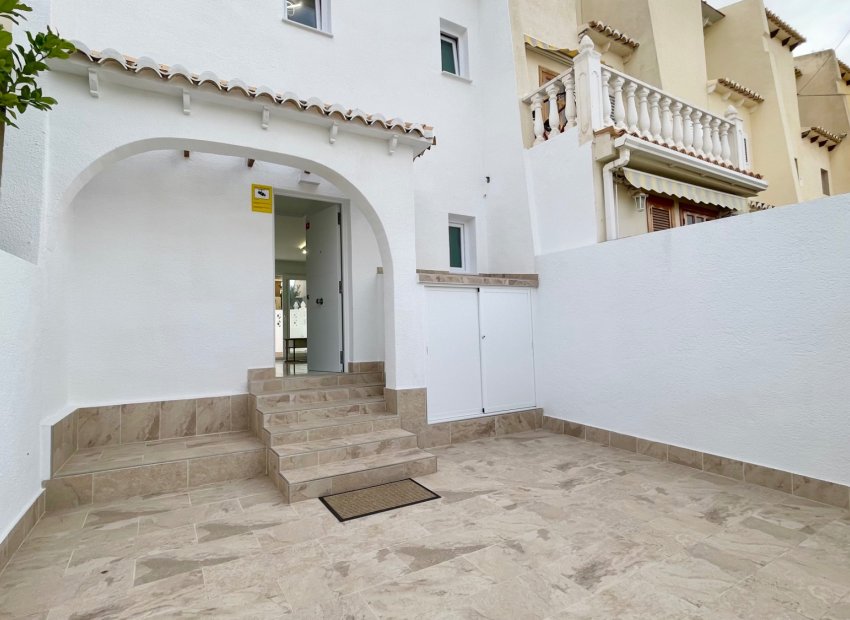 Resale - Townhouse * - Torrevieja - Los Balcones *