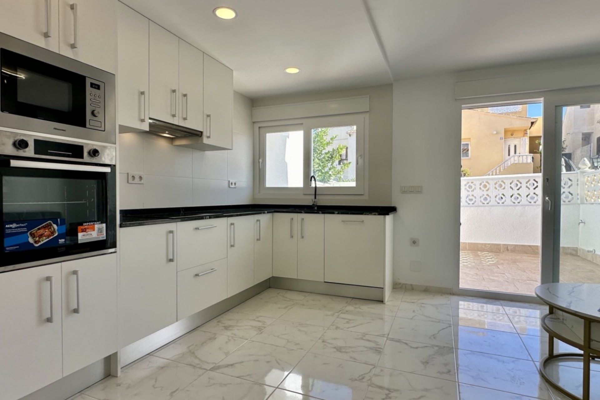 Resale - Townhouse * - Torrevieja * - Los Balcones *