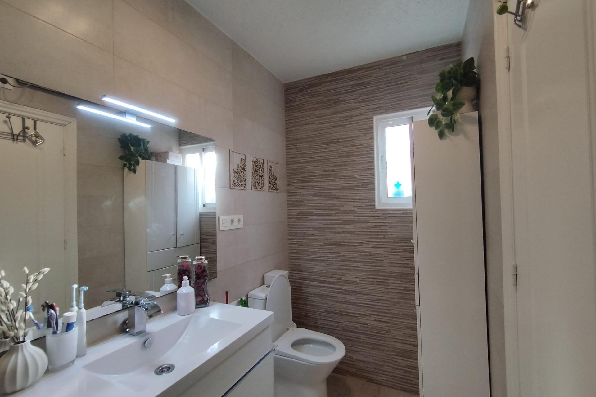 Resale - Townhouse * - Torrevieja * - Los Balcones *