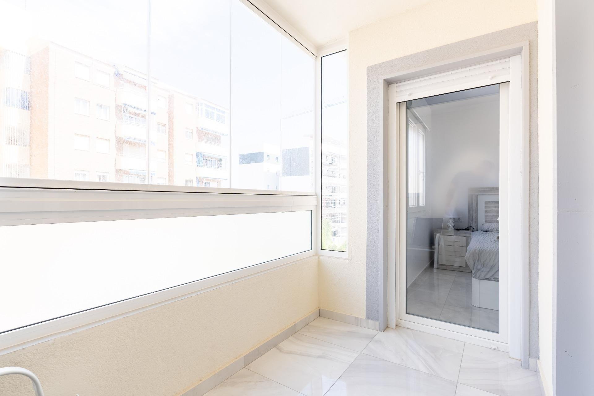 Resale - Townhouse * - Torrevieja * - Punta Prima *