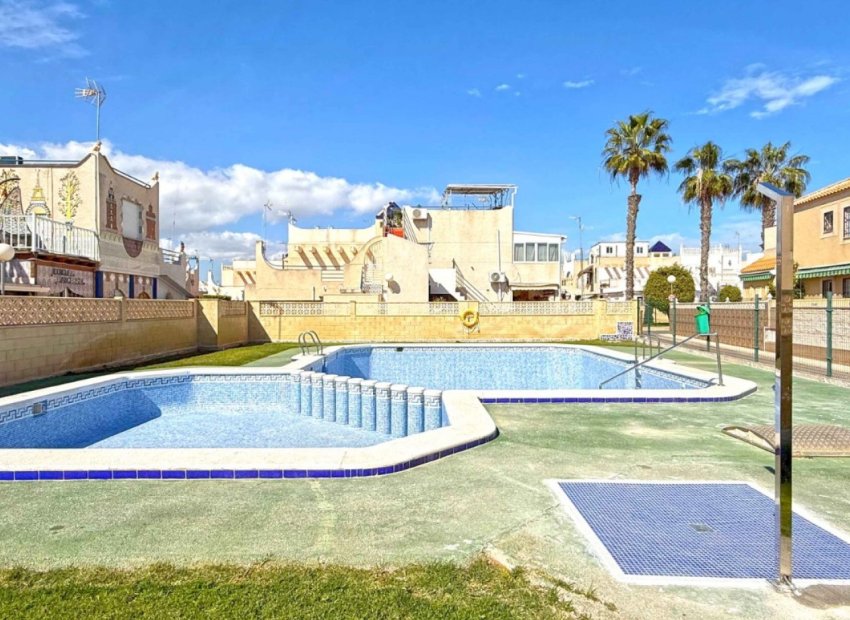 Resale - Townhouse * - Torrevieja *