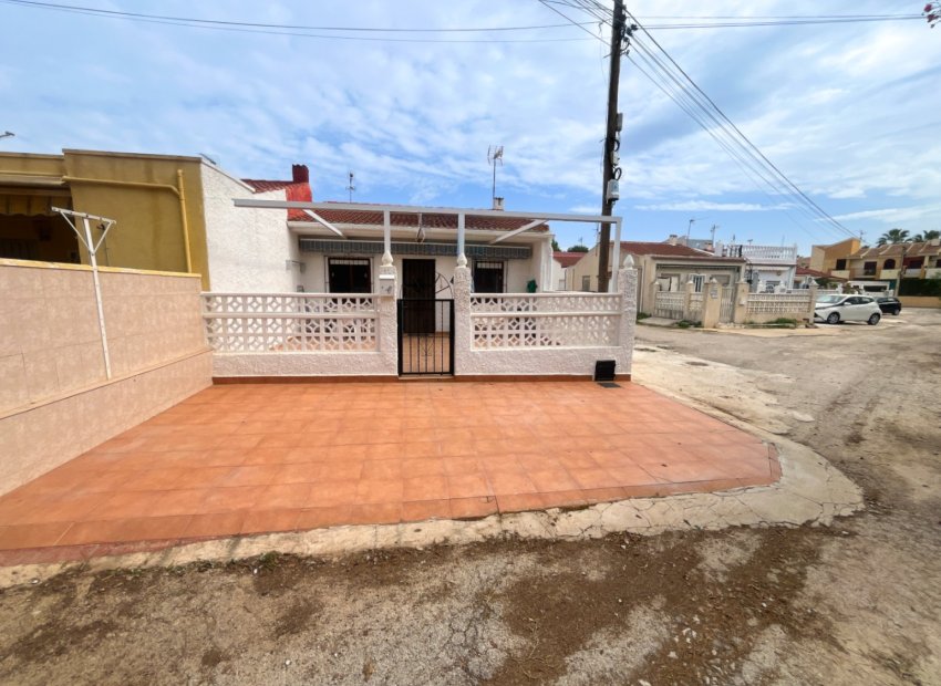 Resale - Townhouse * - Torrevieja *
