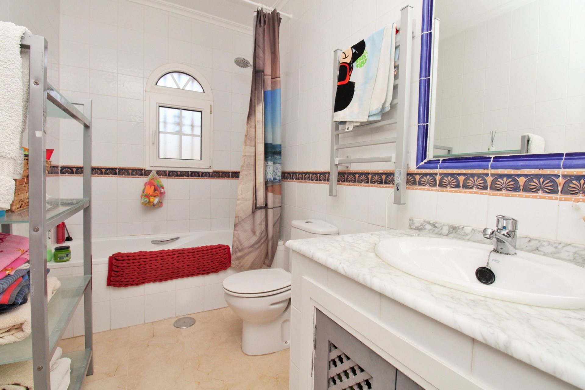 Resale - Townhouse * - Villamartin * - Los Dolses *