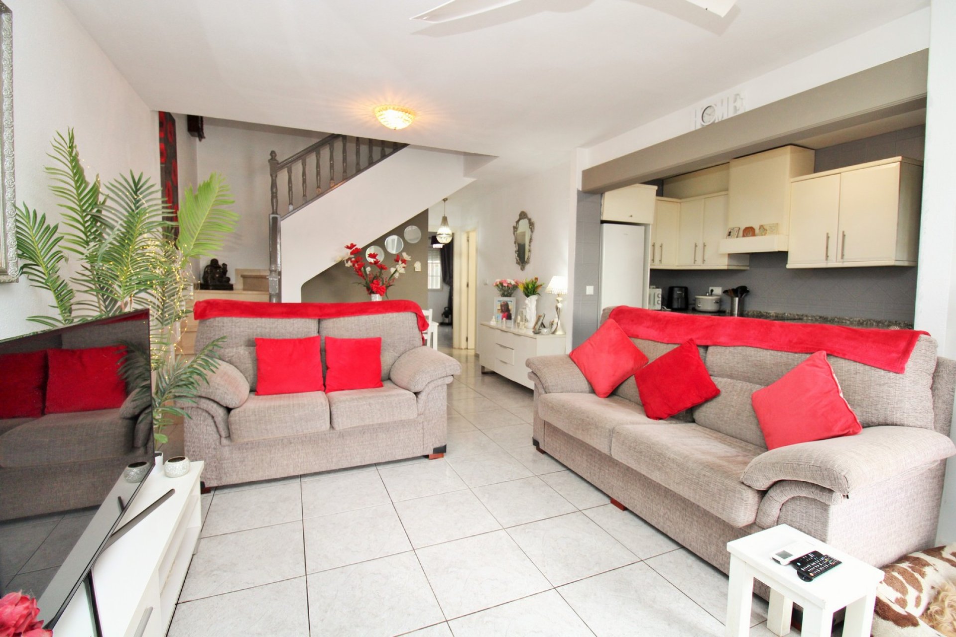 Resale - Townhouse * - Villamartin * - Los Dolses *