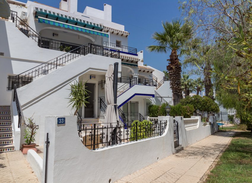Resale - Townhouse * - Villamartin * - Verdemar
