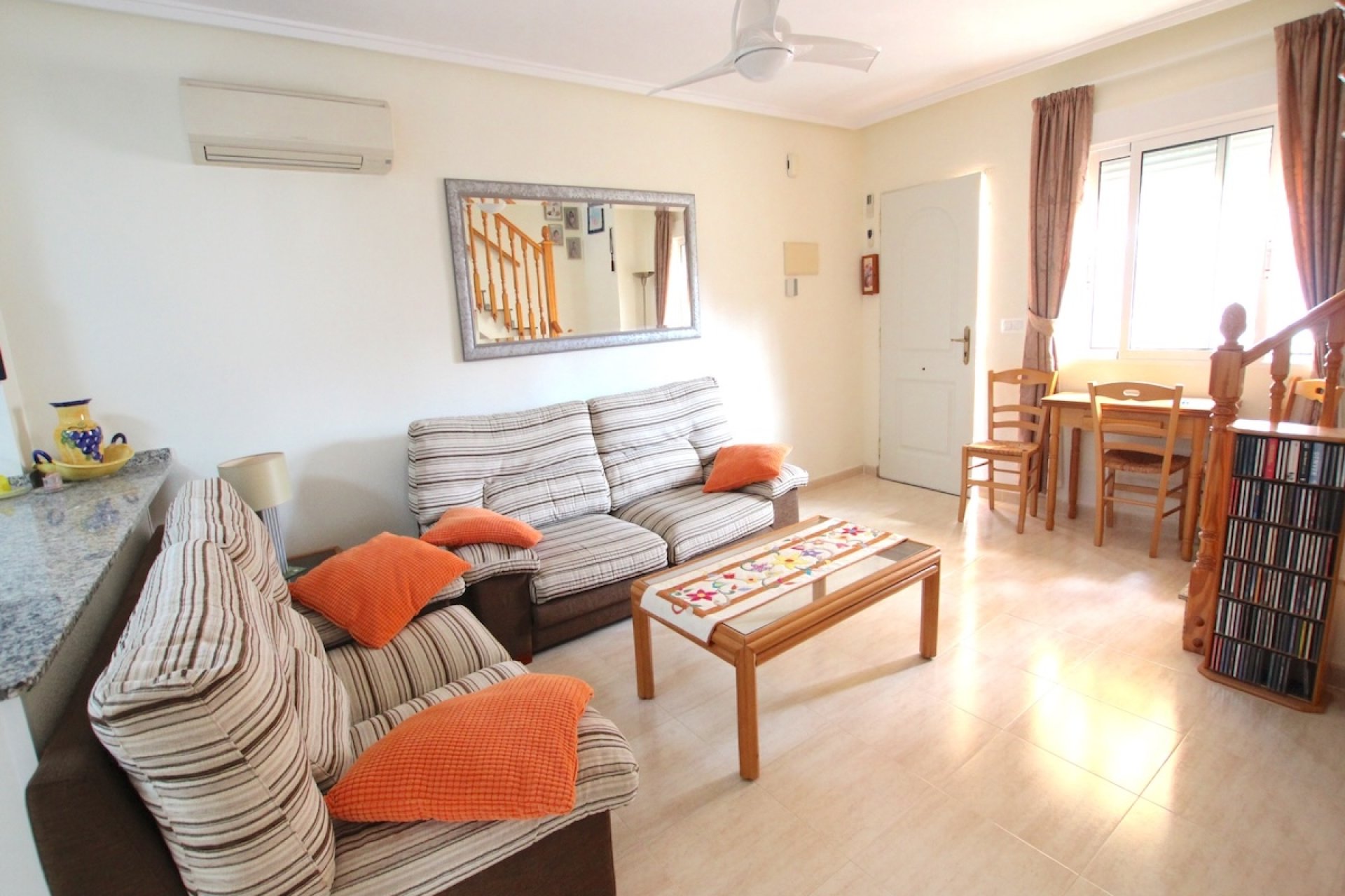 Resale - Townhouse * - Villamartin