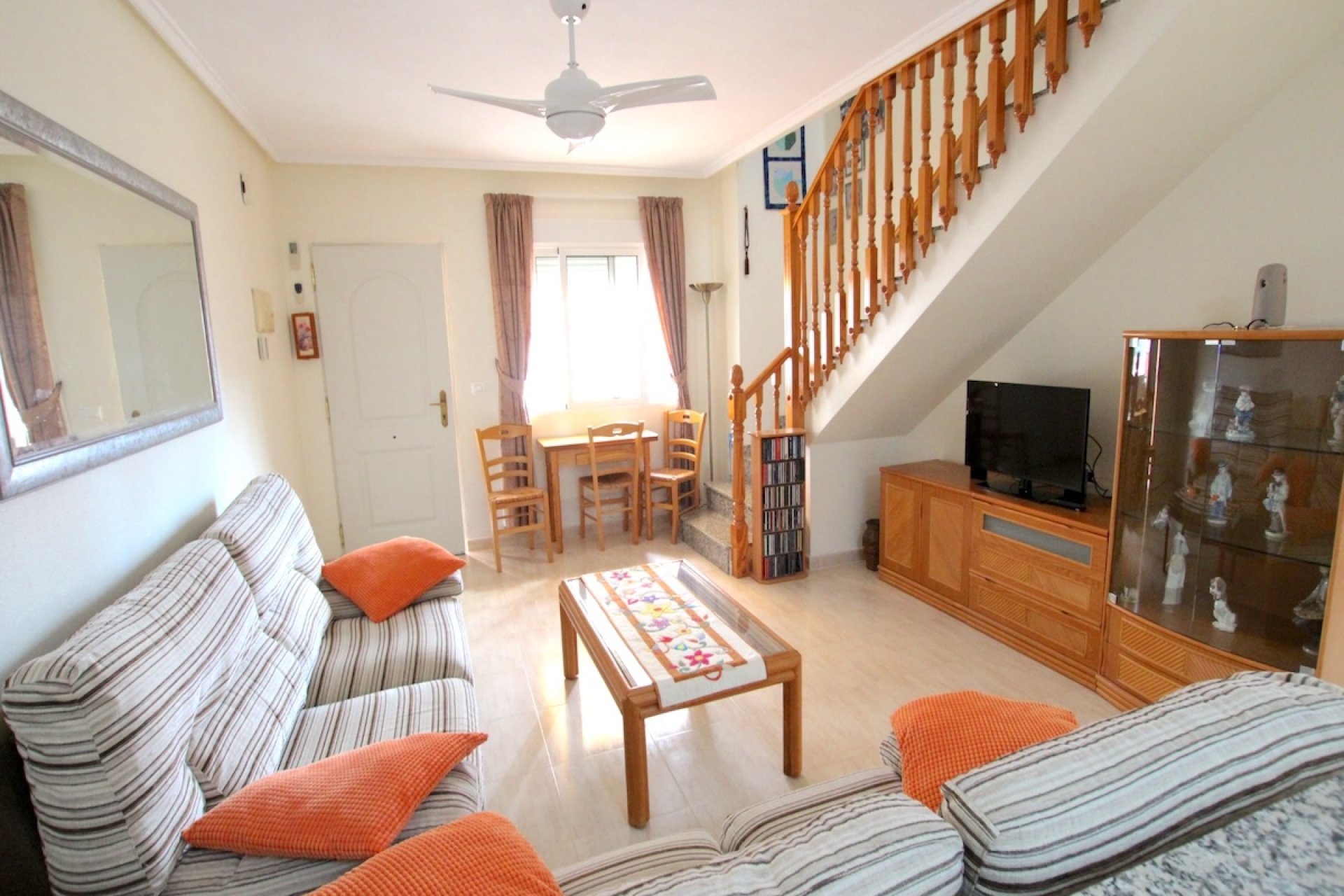 Resale - Townhouse * - Villamartin