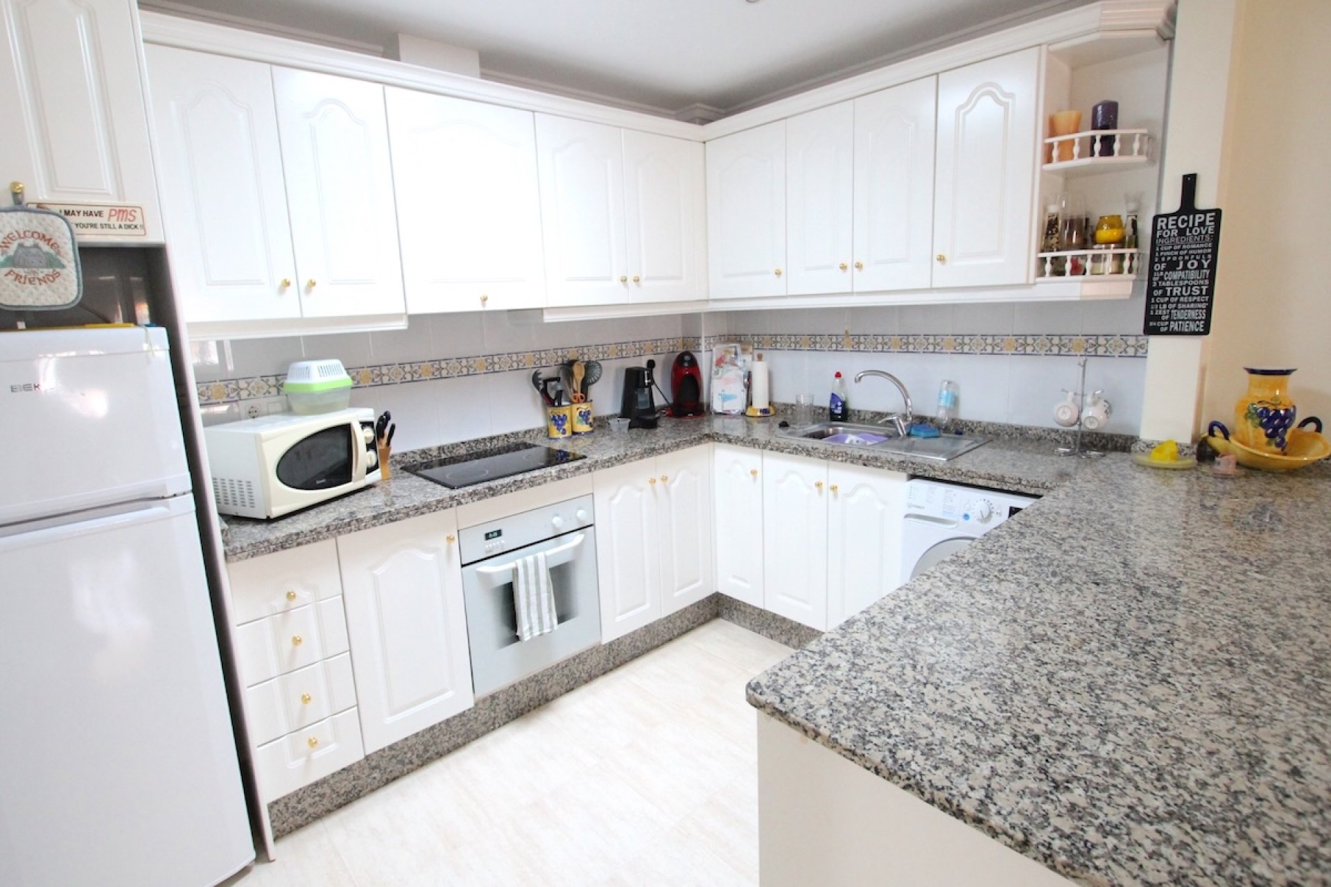 Resale - Townhouse * - Villamartin