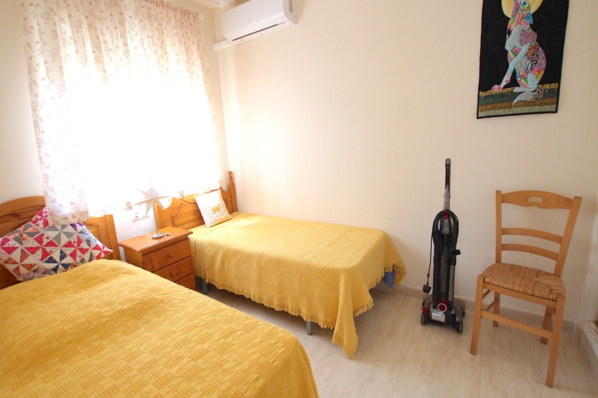 Resale - Townhouse * - Villamartin