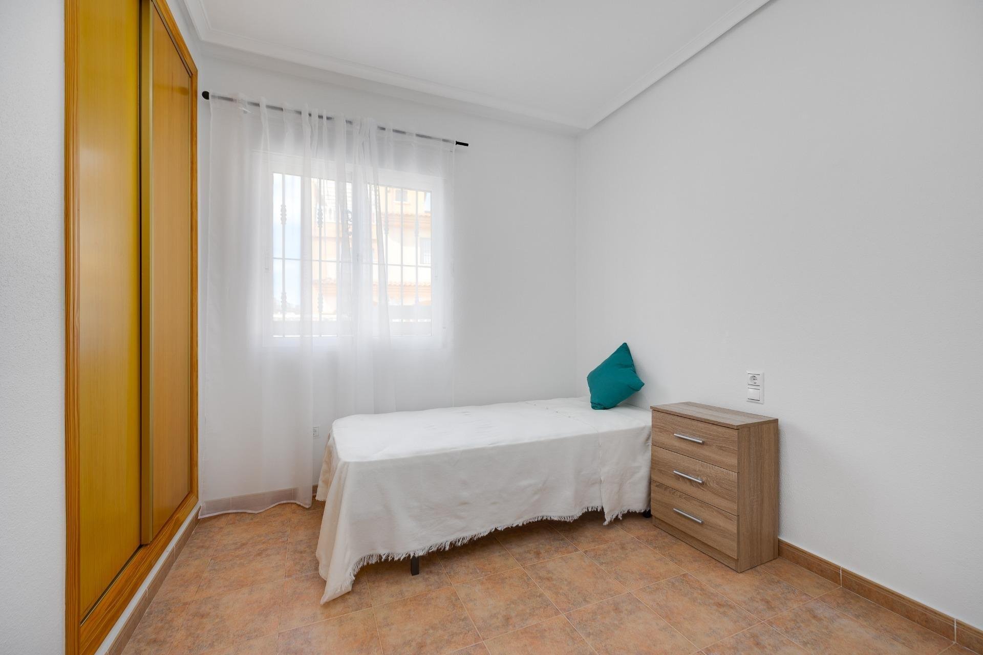 Resale - Villa * - Algorfa * - Costa blanca sur