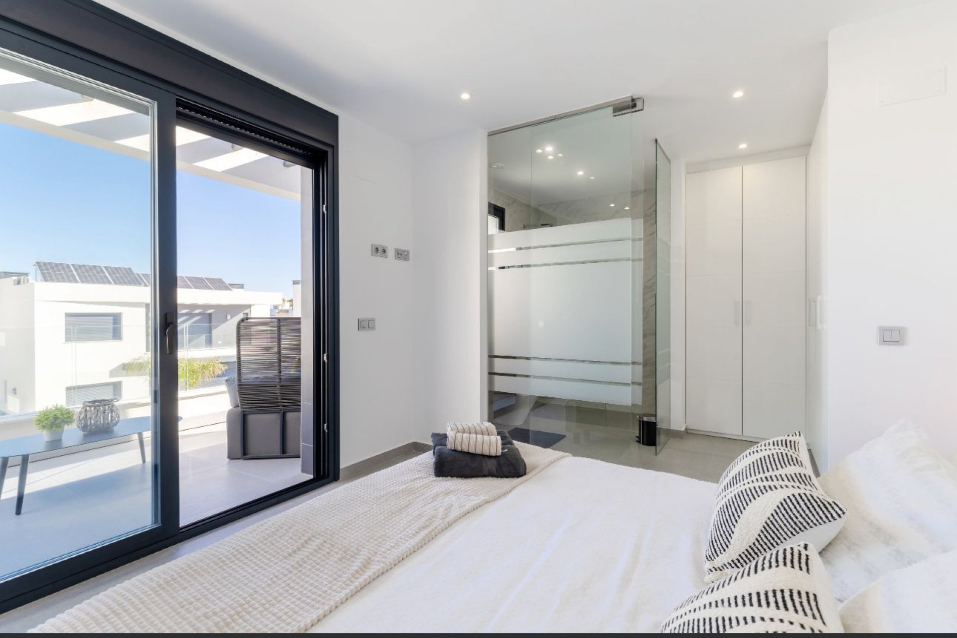 Resale - Villa * - Algorfa - La Finca Golf *