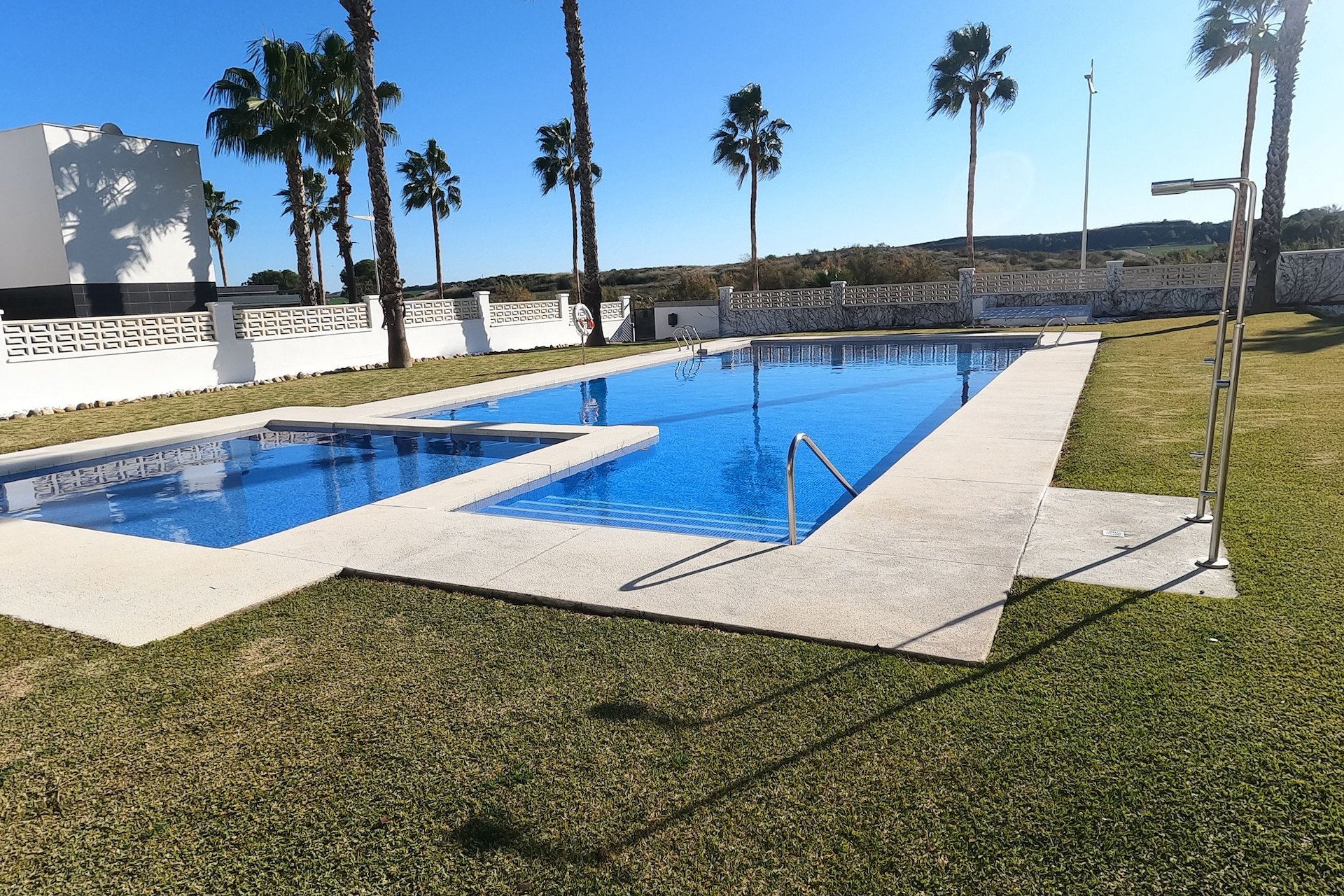 Resale - Villa * - Algorfa * - La Finca Golf *