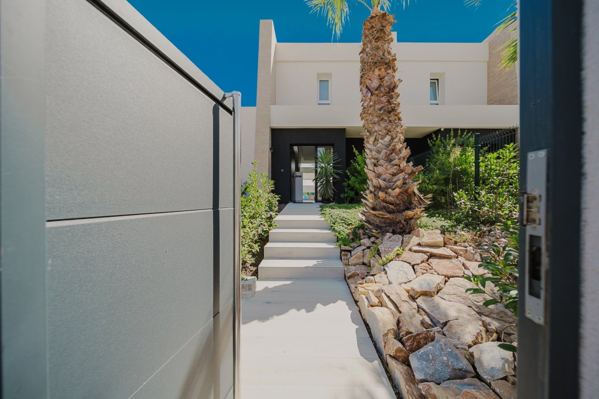 Resale - Villa * - Algorfa * - La Finca Golf *