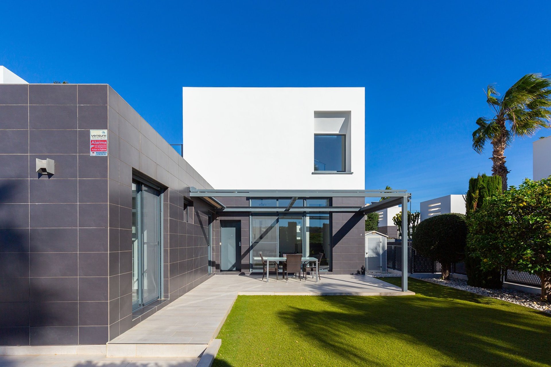 Resale - Villa * - Algorfa * - La Finca Golf *