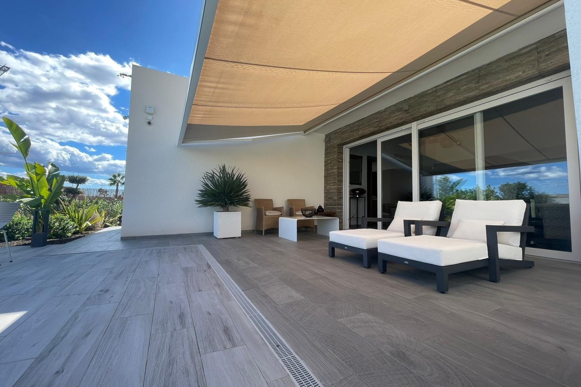 Resale - Villa * - Algorfa * - La Finca Golf *