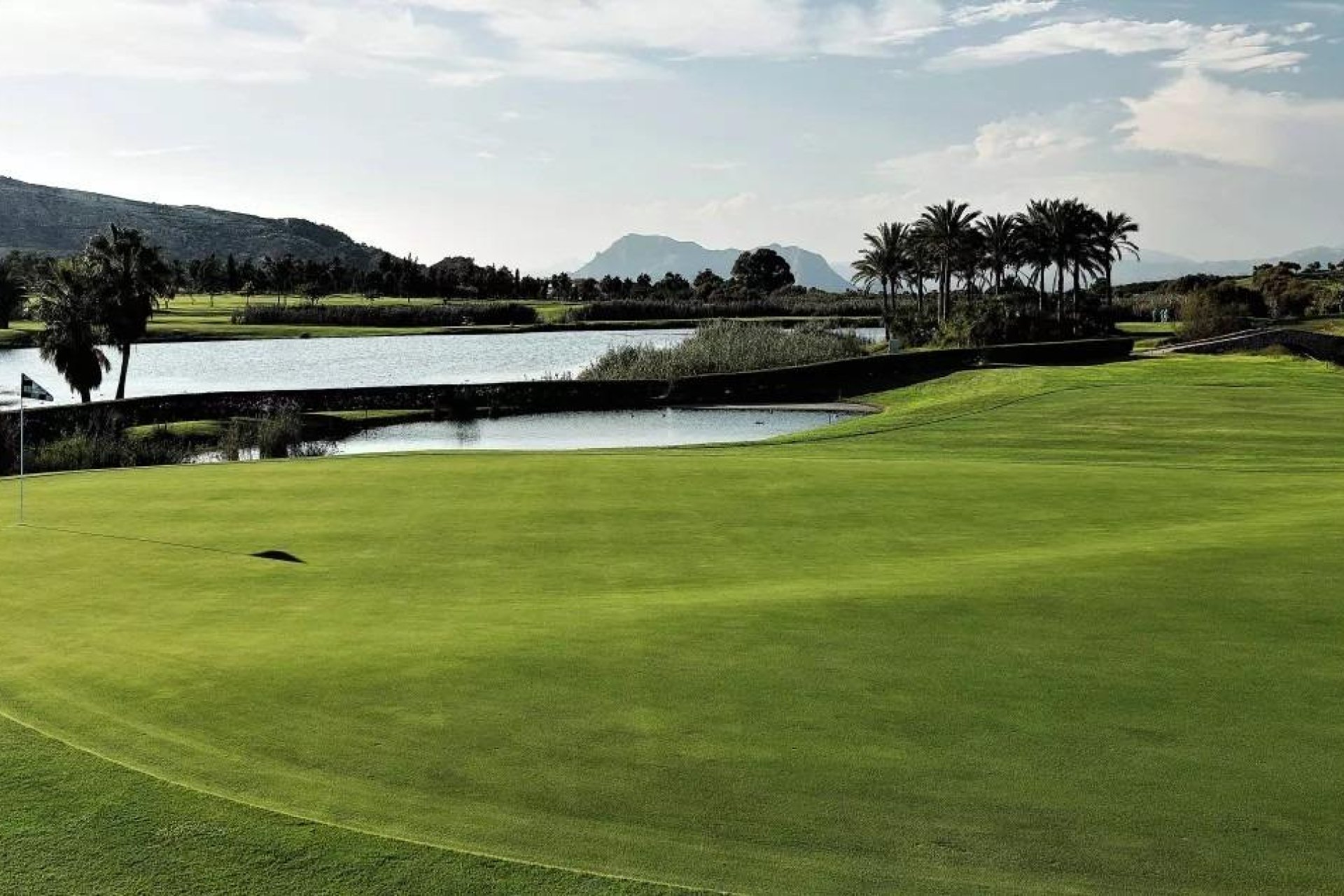 Resale - Villa * - Algorfa * - La Finca Golf *