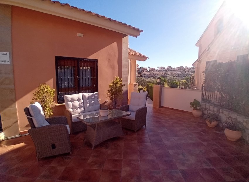 Resale - Villa * - Algorfa * - La Finca Golf *