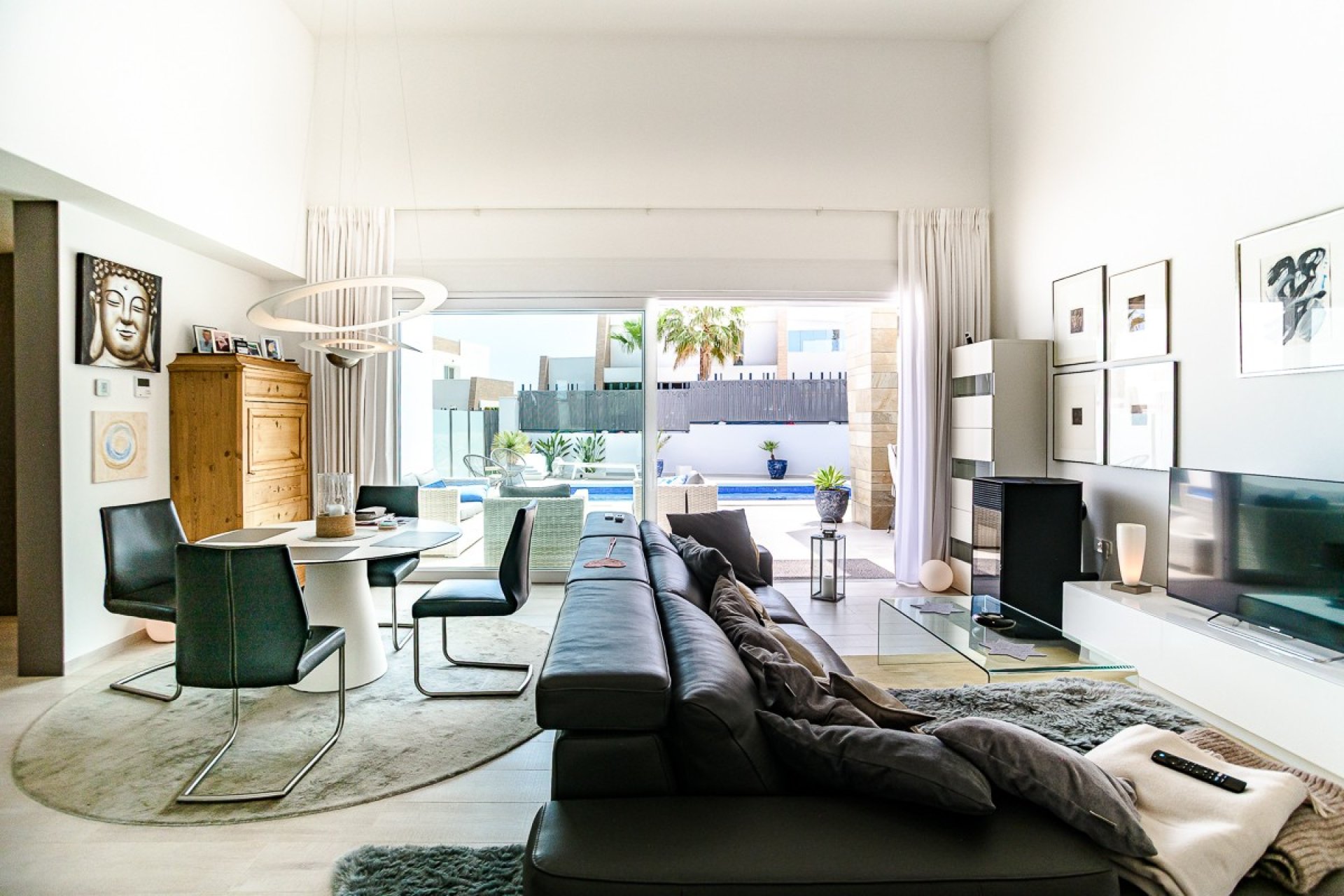 Resale - Villa * - Algorfa * - La Finca Golf *