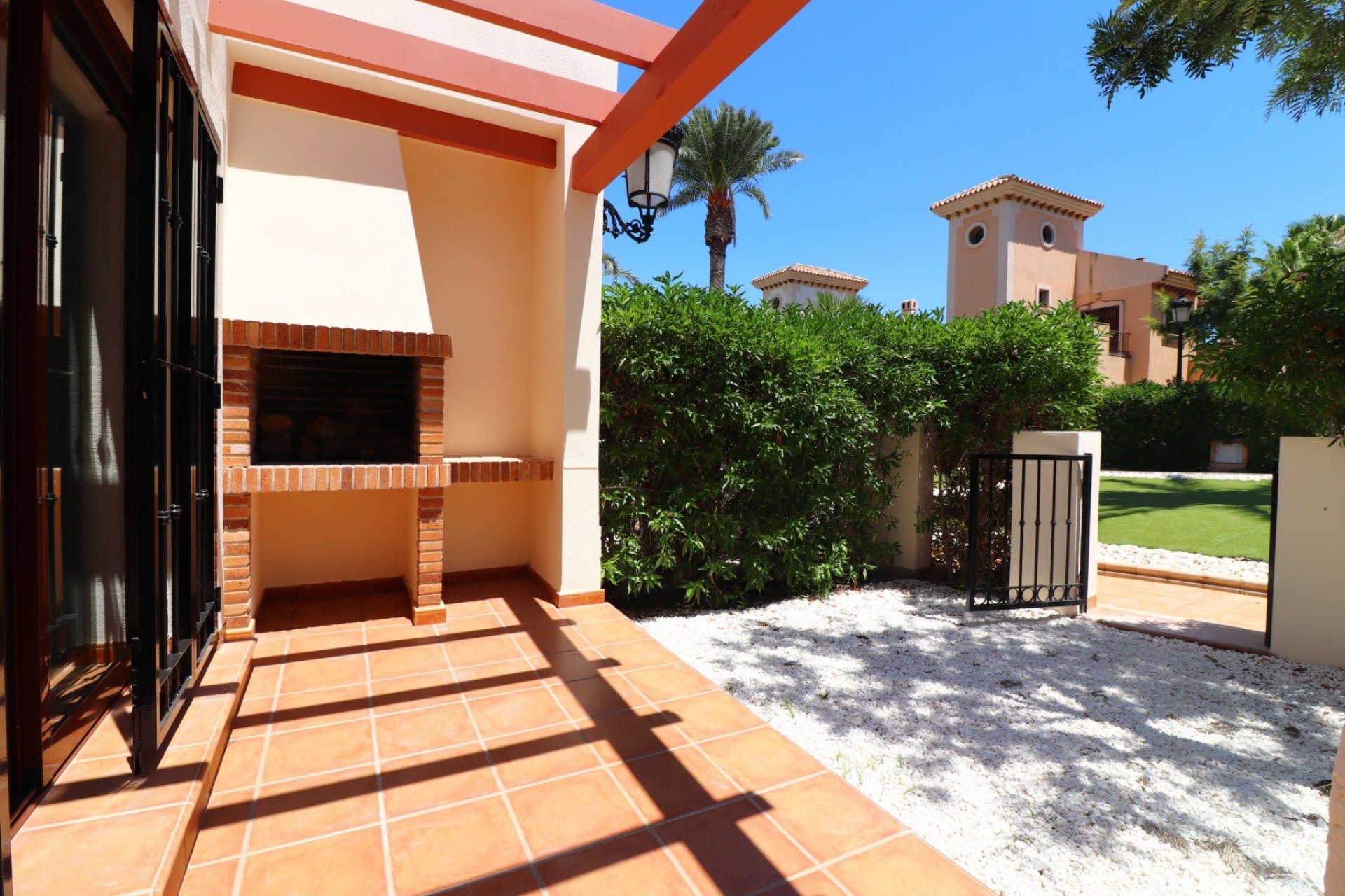 Resale - Villa * - Algorfa * - La Finca Golf *