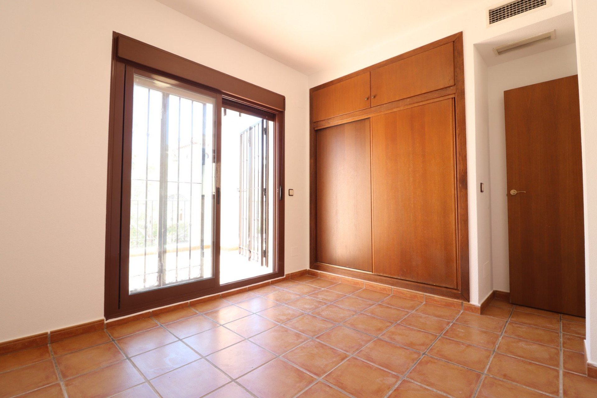 Resale - Villa * - Algorfa * - La Finca Golf *