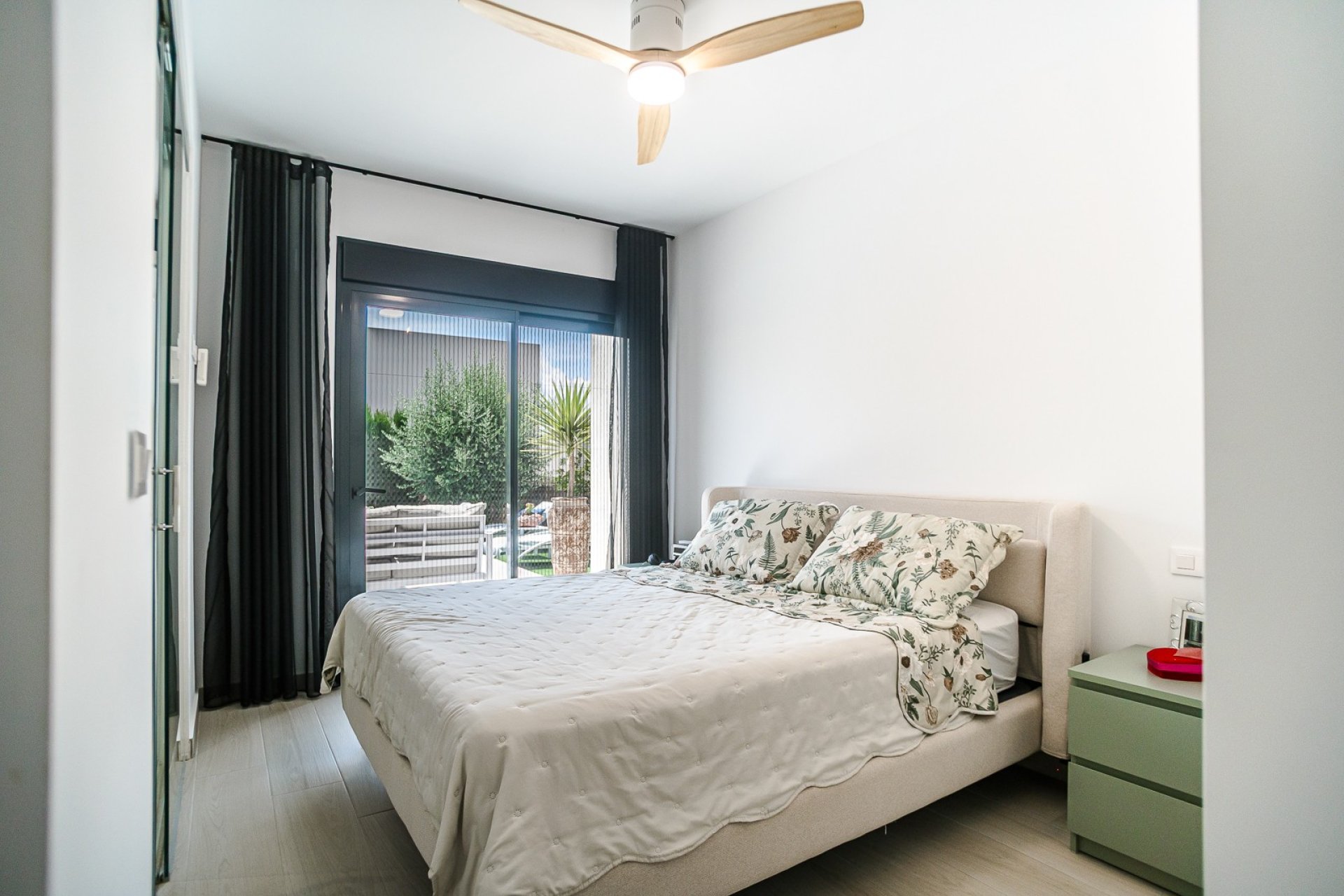 Resale - Villa * - Algorfa * - La Finca Golf *