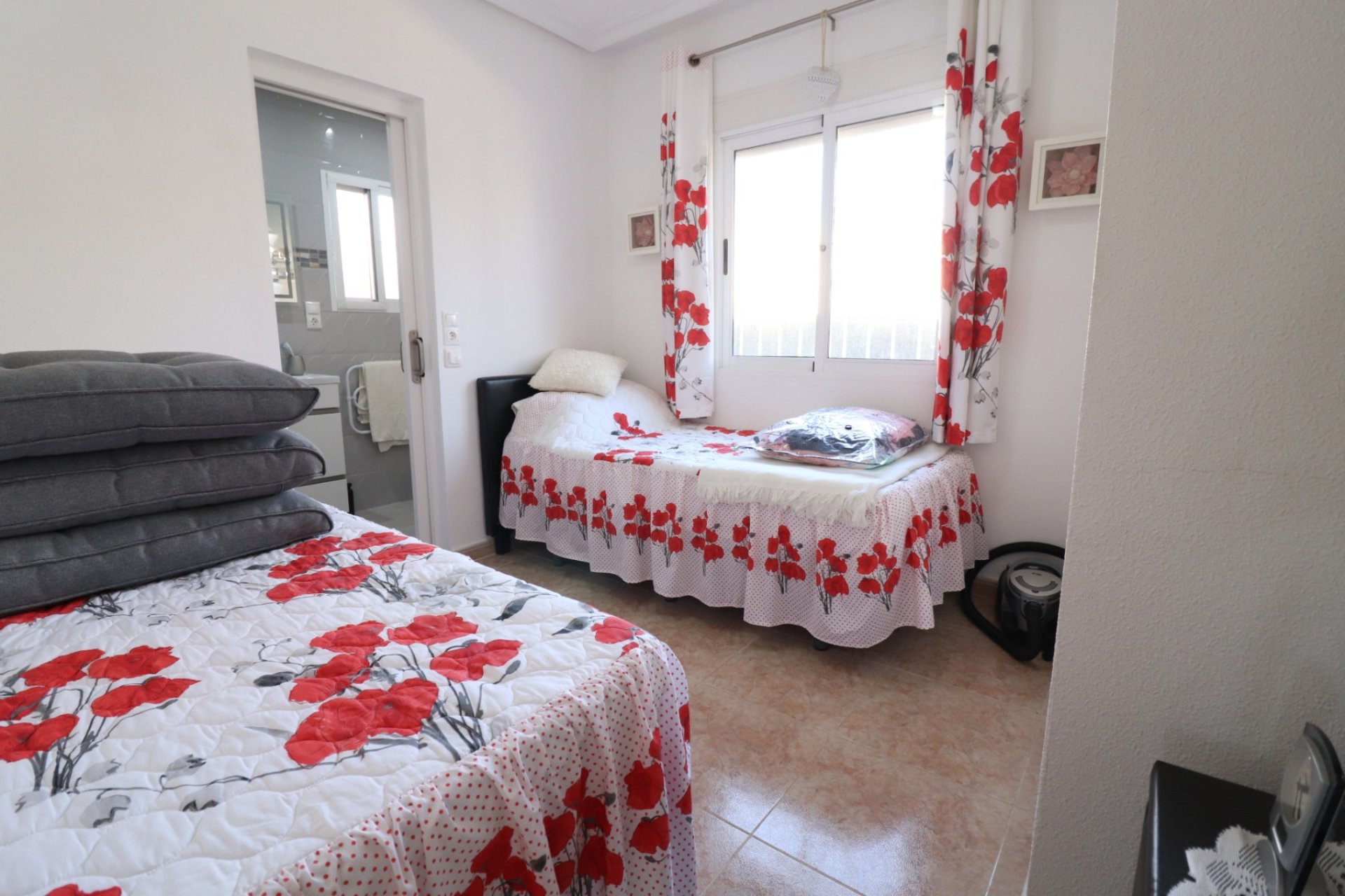 Resale - Villa - Algorfa - Montemar