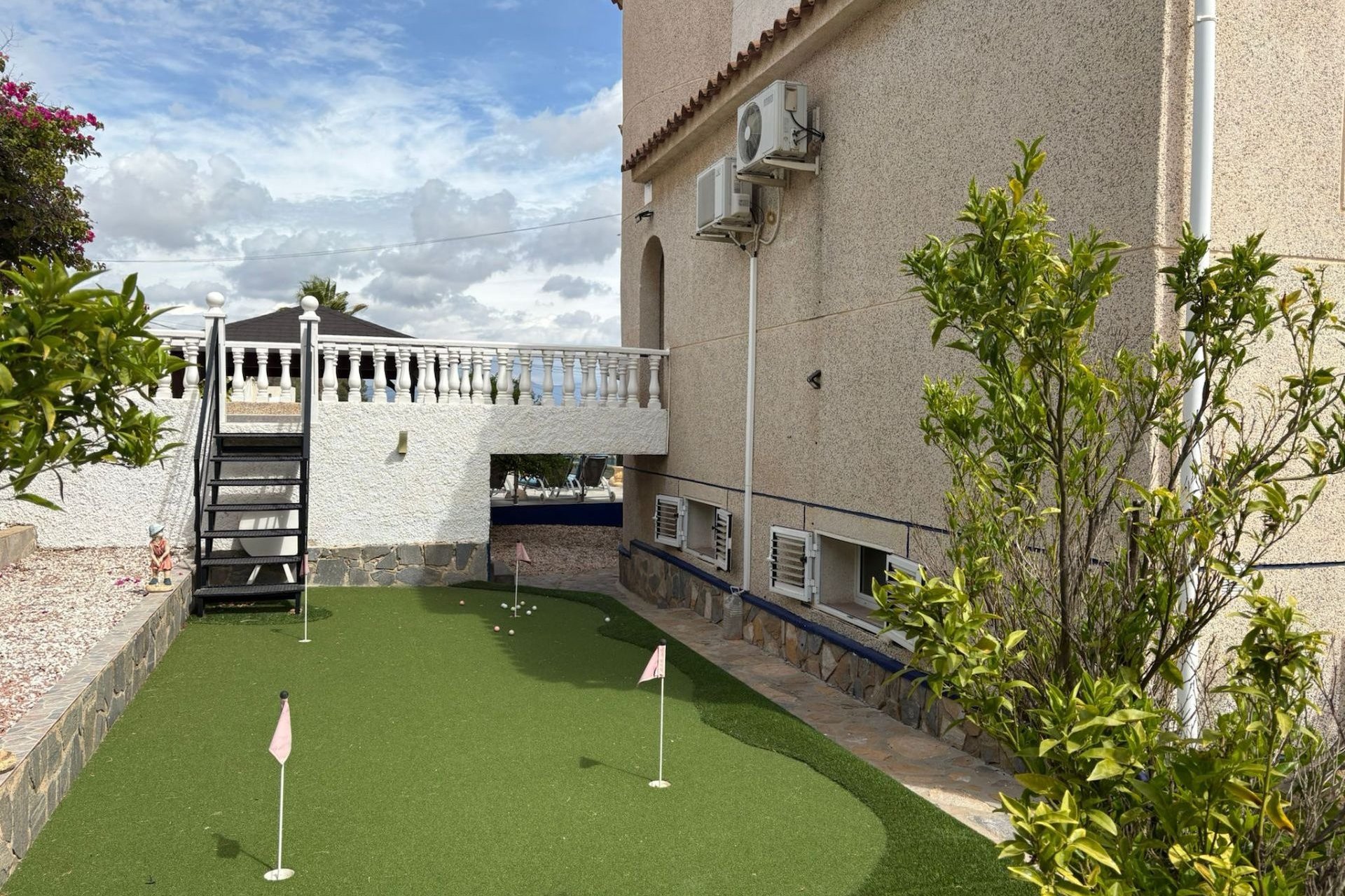 Resale - Villa * - Algorfa *