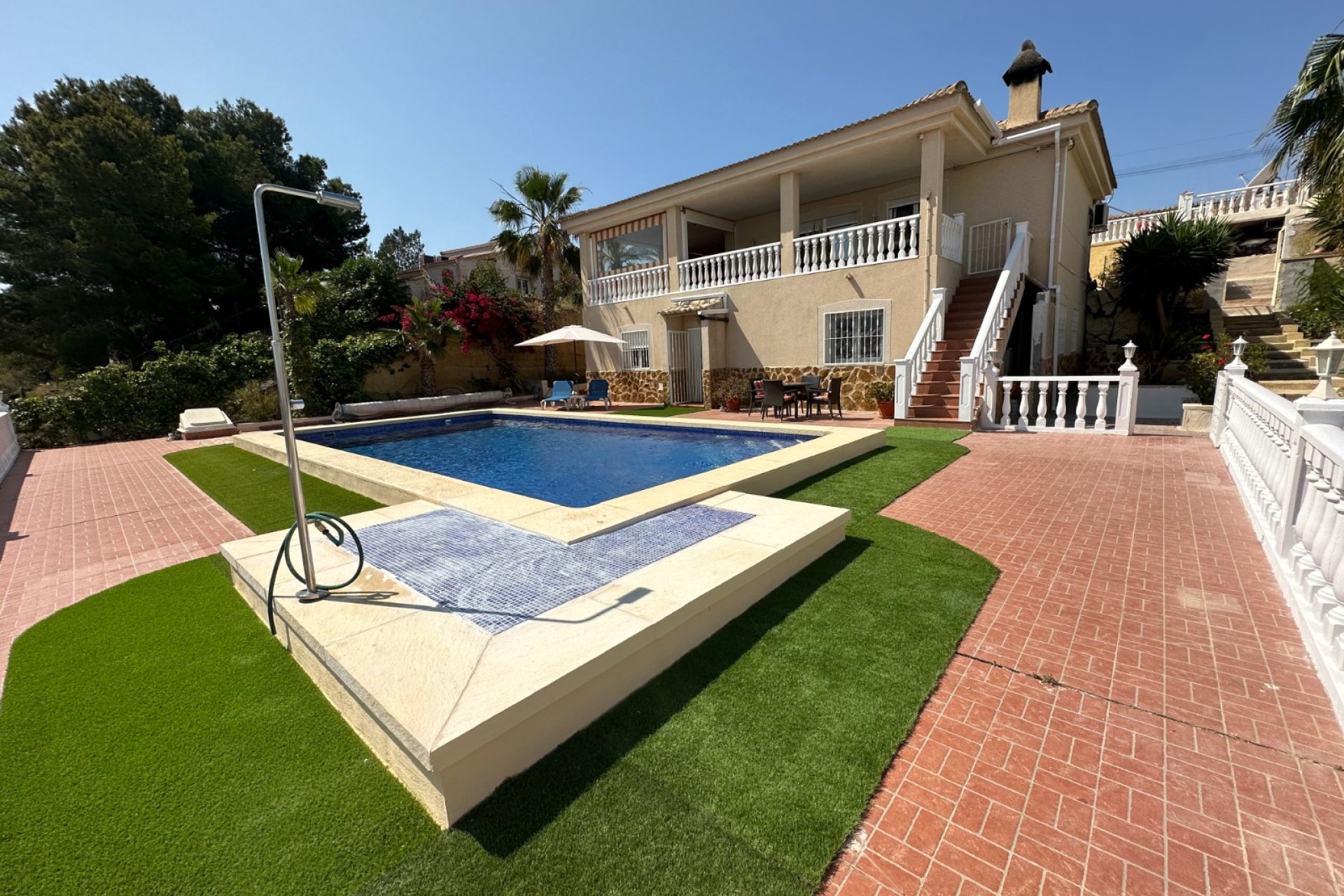 Resale - Villa * - Algorfa *