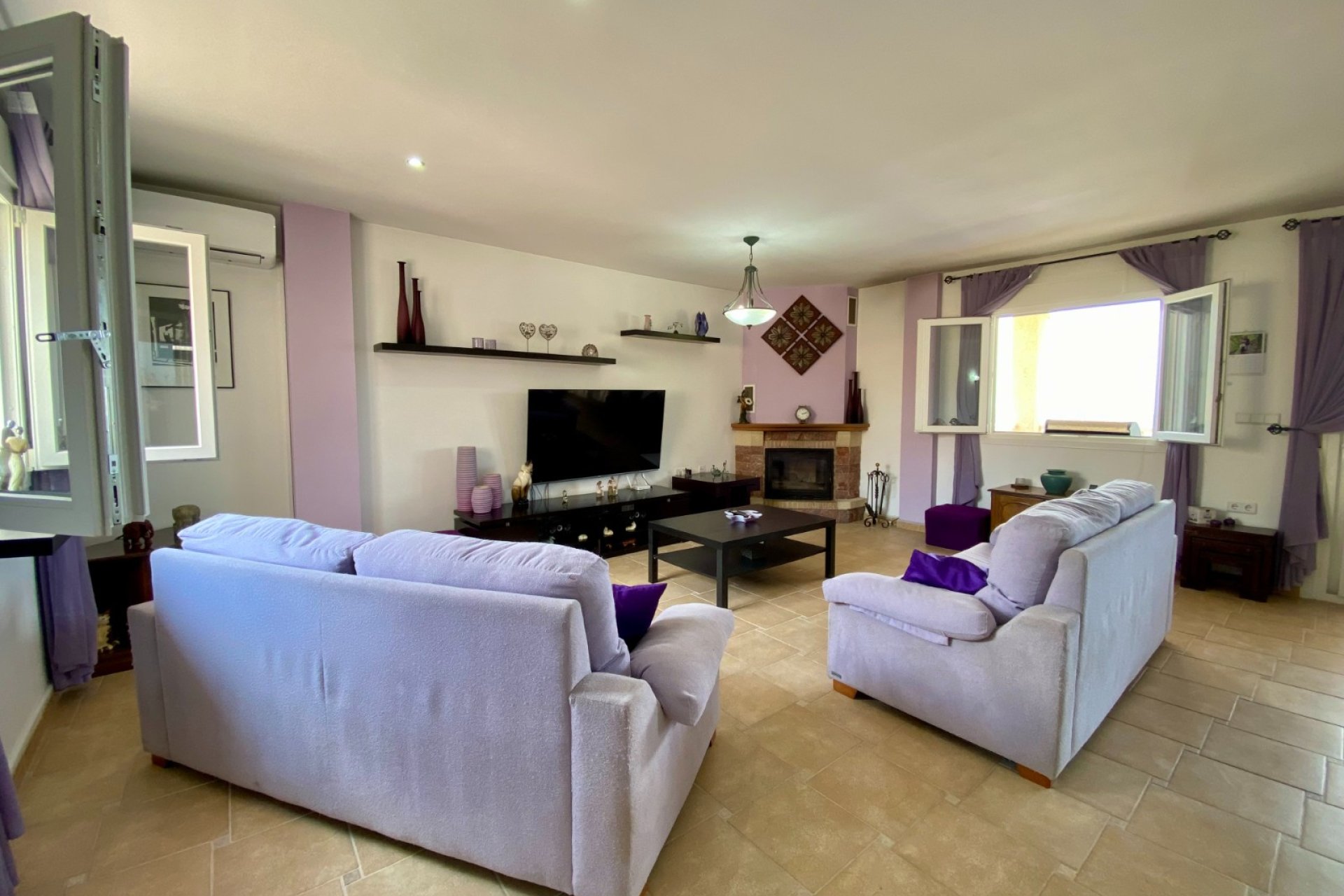 Resale - Villa * - Algorfa *