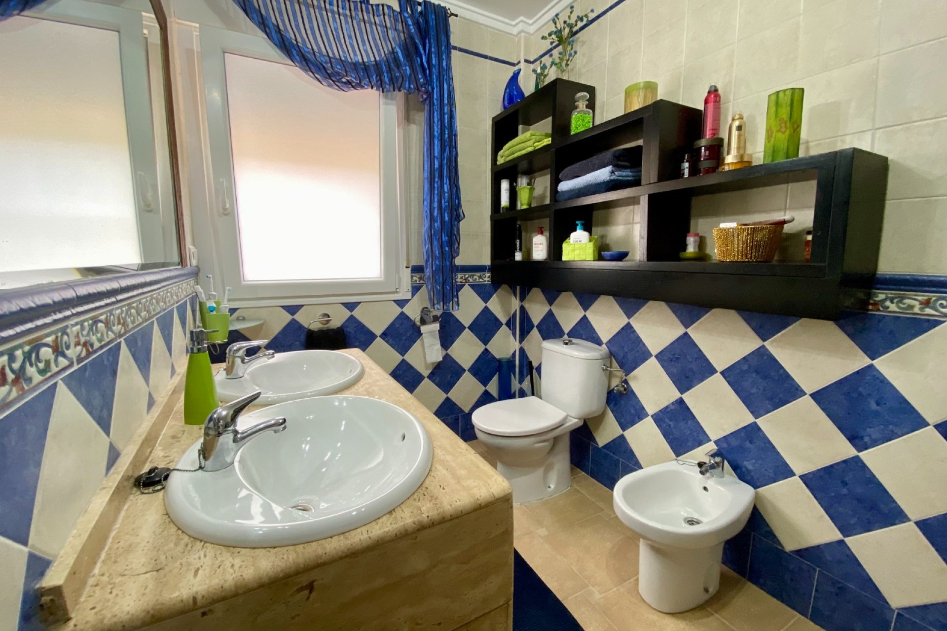 Resale - Villa * - Algorfa *